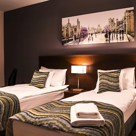 Voyage Aparthotel 3*